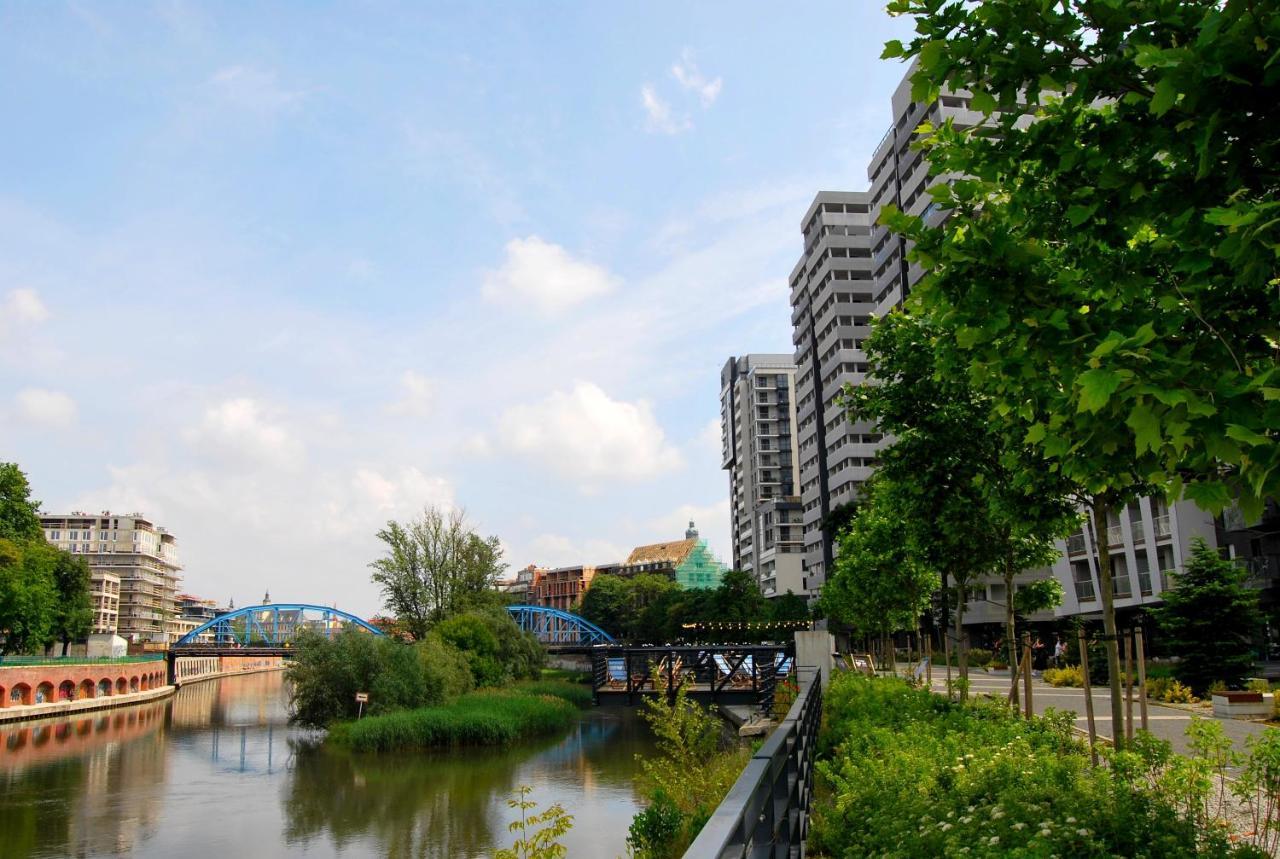 Two Towers Old Town Apartments-City Center-By The River-Observation Terrance On The Roof-Free Parking Vratislav Exteriér fotografie